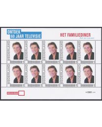 Nederland 2011: NVPH: V2751-Ac-33: "Ontdek 60 jaar Televisie": Het Familiediner: velletje postfris