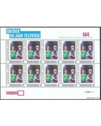 Nederland 2011: NVPH: V2751-Ac-21: "Ontdek 60 jaar Televisie": Q en Q: velletje postfris
